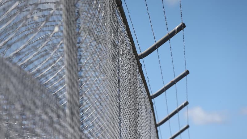 Alleged prison drug-drop plan foiled after drone crash