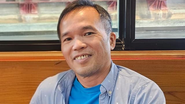 Australia urged to help free activist jailed in Vietnam