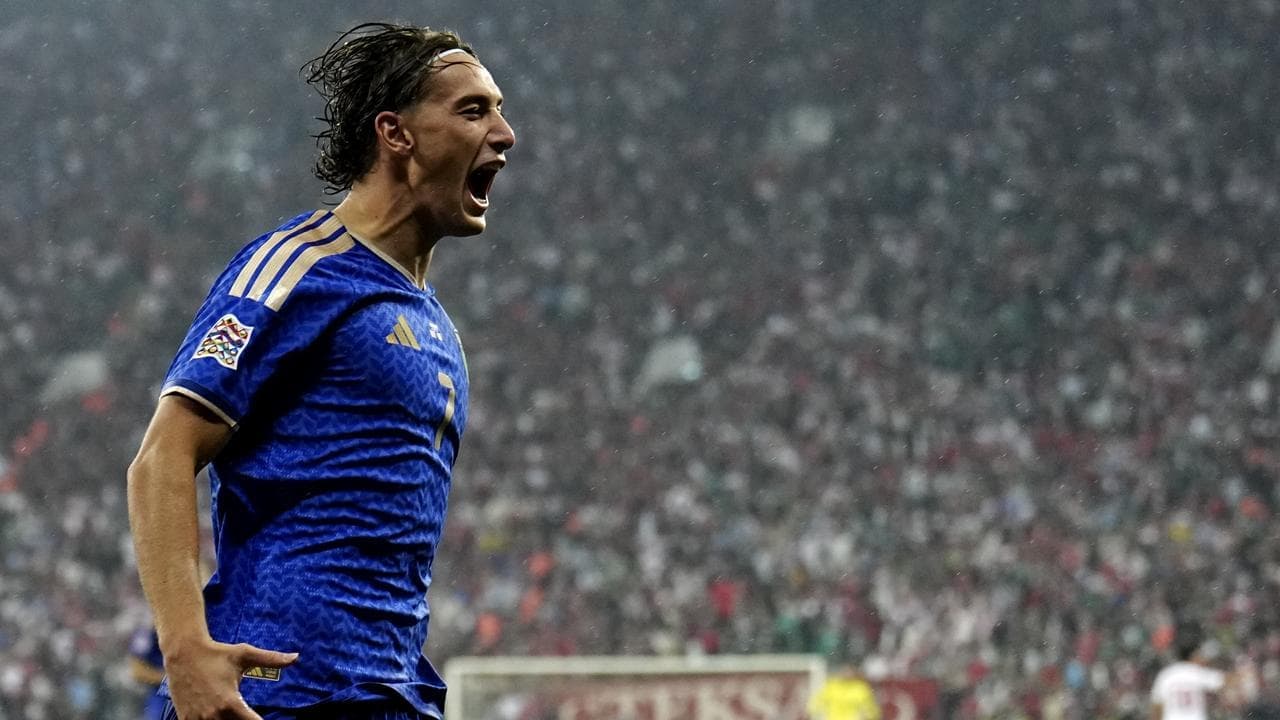 Mancini's second coming has smooth lift-off in Turkey