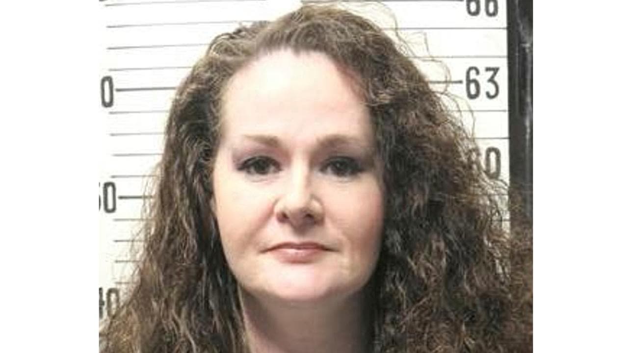 US state halts executions after woman survives attempt