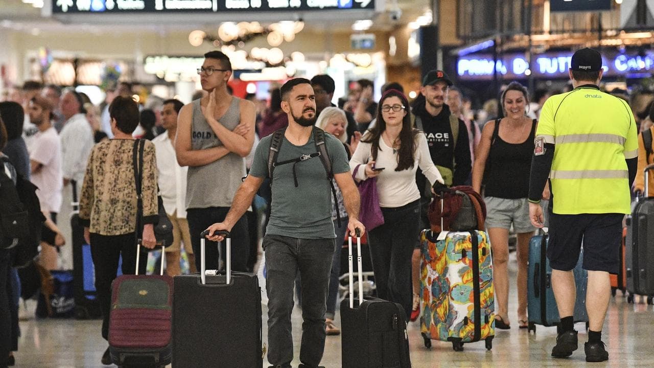 'Trust is key': crackdown on migration lawyers launched