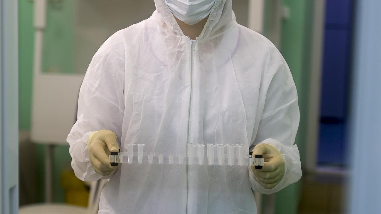 Risk 'low' after Russian plague lab worker dies: WHO