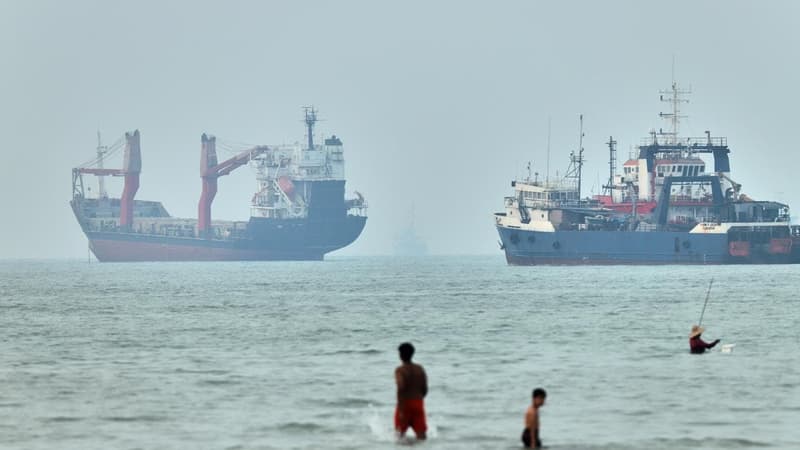 Oil exports top pre-war levels, tanker attacks increase