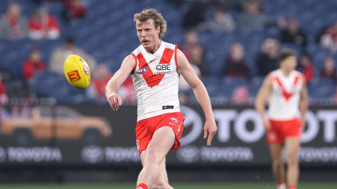Star Swan sets sights on Kangaroos as mega trade done