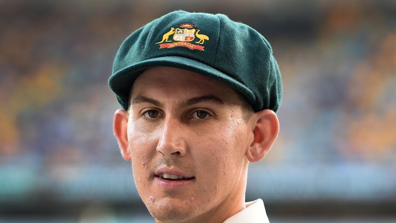 Maddinson returns as Australia bat first in Durban