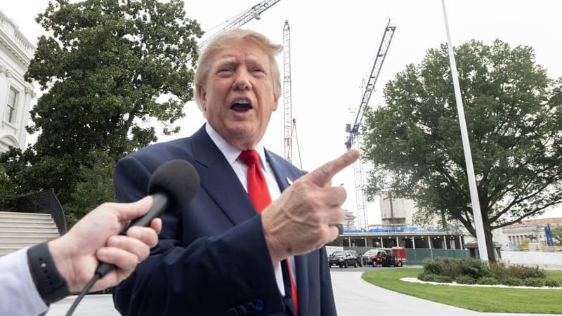 Trump says Ukraine should get a new president