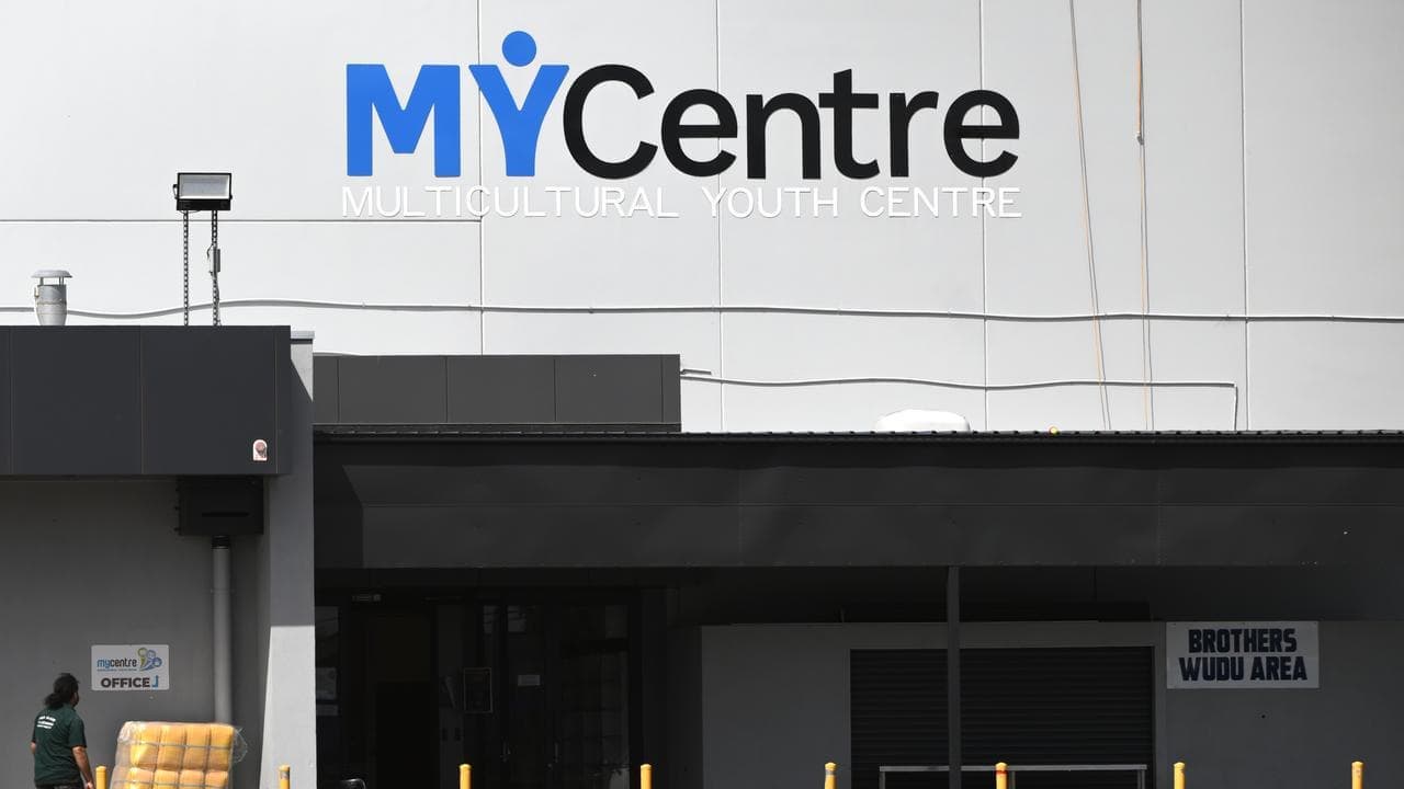 'Never attended': mosque rejects accused hijacker link