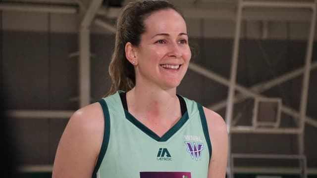 Jewels channel Tasmanian history as WNBL debut sold out