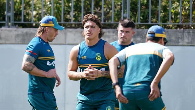 Walsh wins Kangaroos nod as Kiwis reveal stacked pack