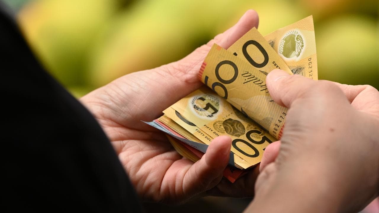 Biggest Aussie bank commits to keeping the cash flowing