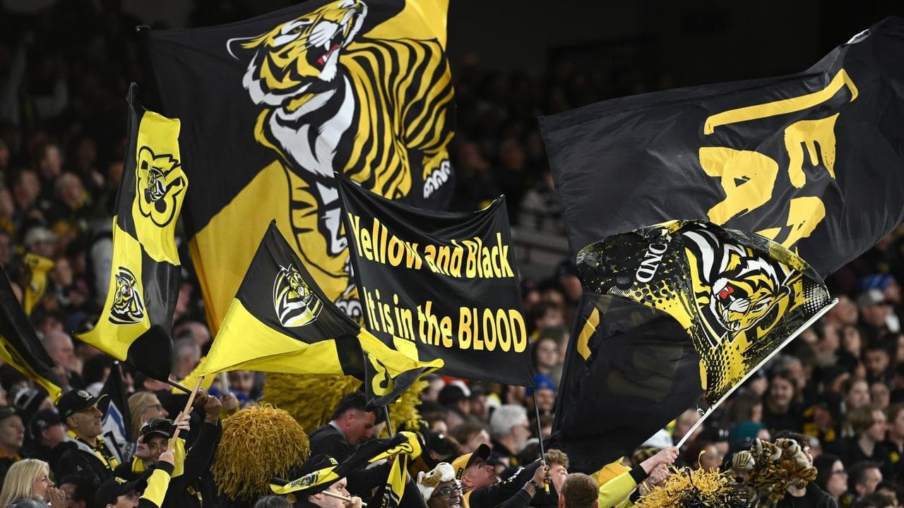 Tigers boost draft hand as AFL trade deadline looms