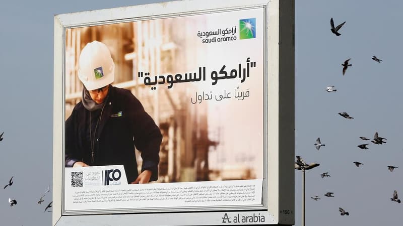 New explosions in Riyadh as Saudis, Houthis swap fire