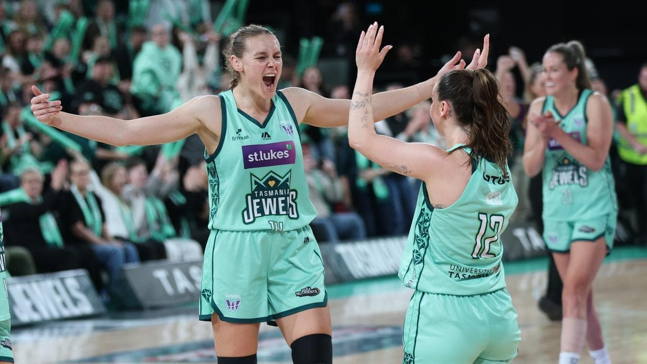 Jewels make sparkling statement in debut win over Venom