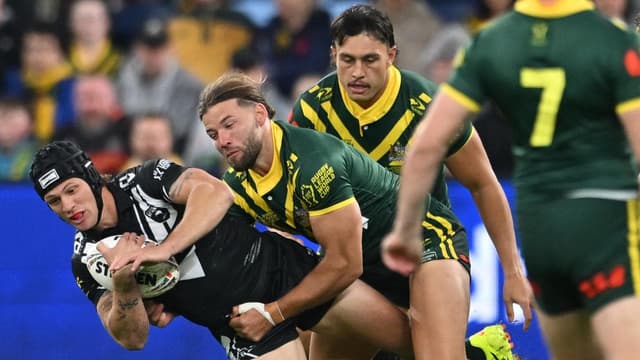 Kiwis cling to hope of Ponga playing on at World Cup