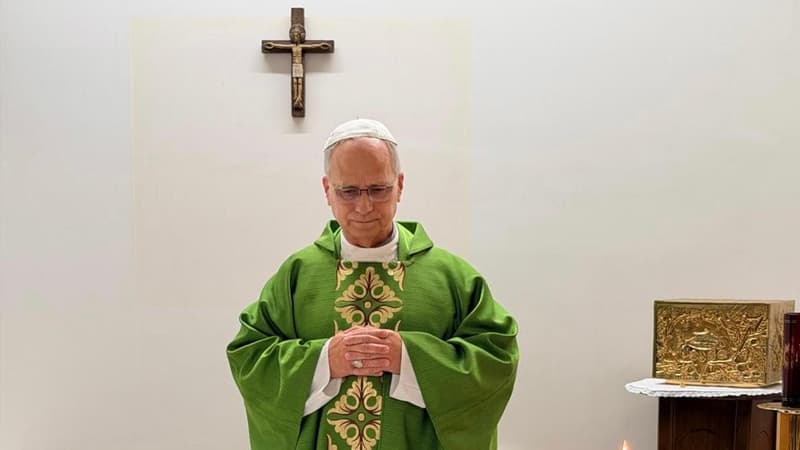 Pope Leo to lead Sunday prayers after lung surgery