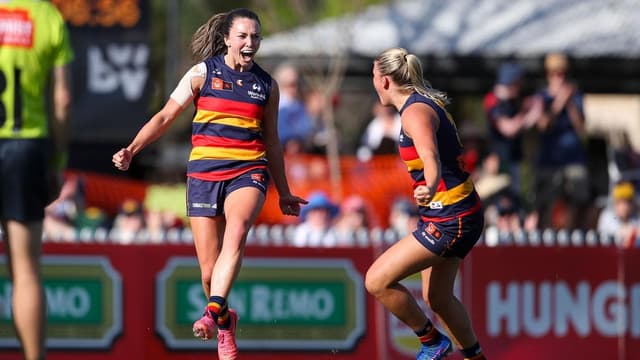Irish sisters stun Suns and shake up AFLW finals footy