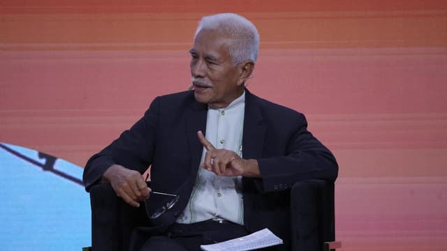 Radical climate action urged to save Pacific nation