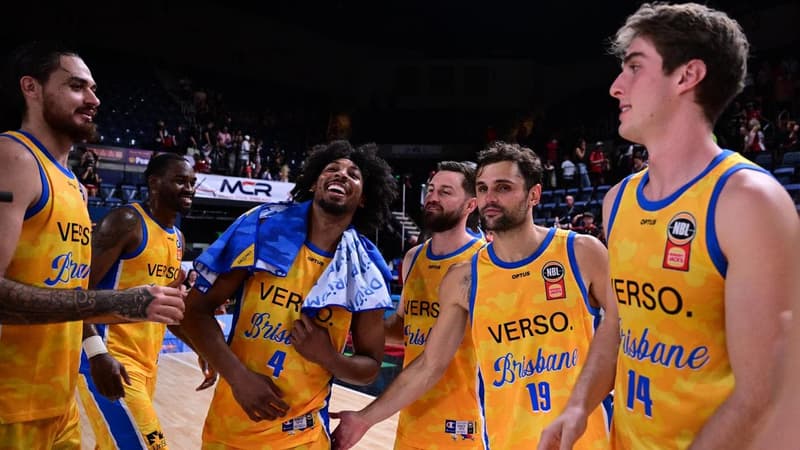Hard-working Bullets thump bottom-of-the-table Hawks