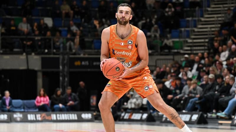 Taipans win NBL thriller over Breakers