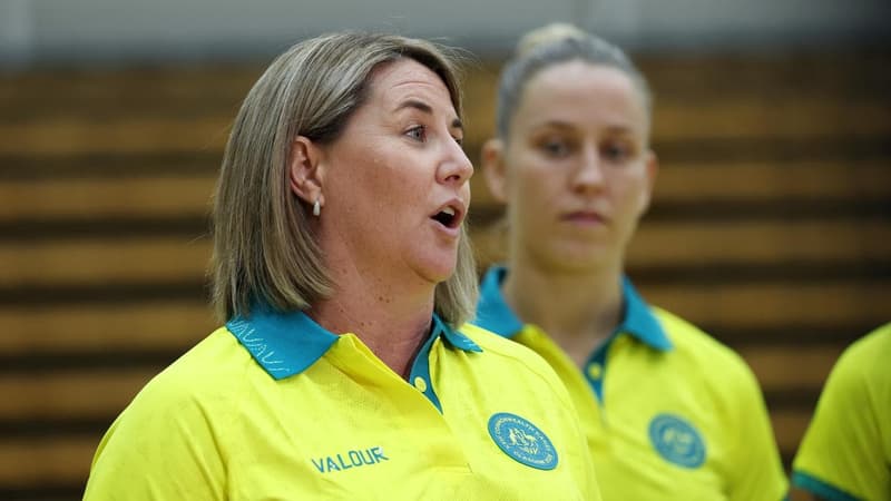 Diamonds coach not thinking future as World Cup nears