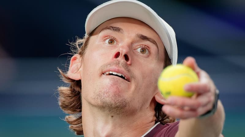 De Minaur powers on in Vienna, boosts ATP Finals hopes