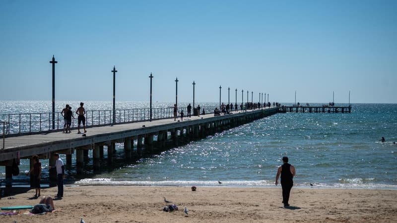 Jurors dismiss pier killer's bloody pants claims