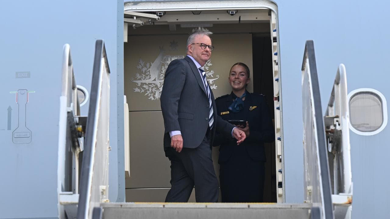 Jetsetting PM jettisons turbulence, hopes for reset