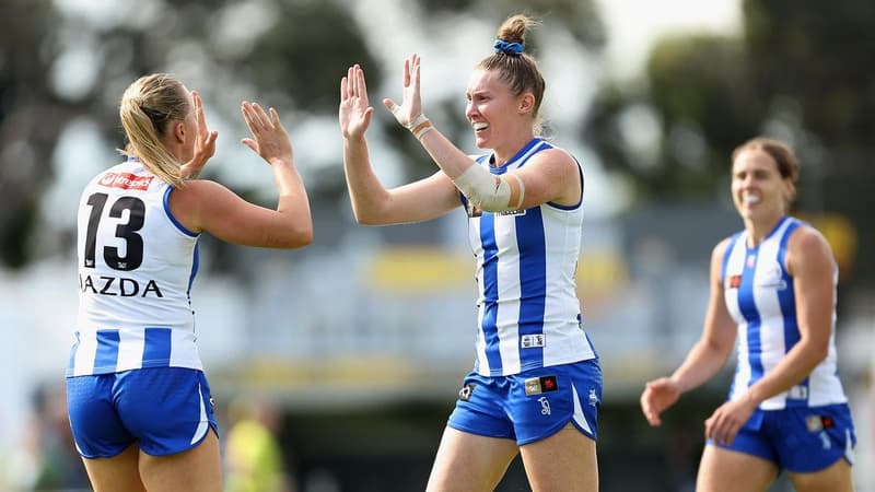 Roos seal AFLW minor premiership as Blues star injured