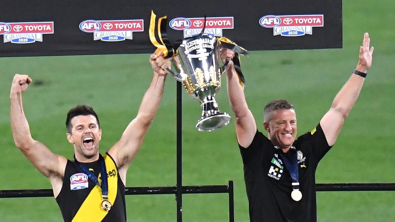 Premiership coach Hardwick quits AFL club Richmond