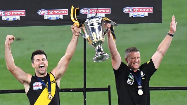 Premiership coach Hardwick quits AFL club Richmond