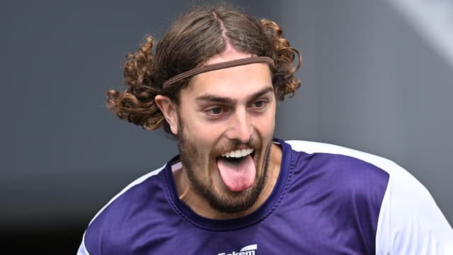 Water off a duck's back as Jackson braces to face Dees