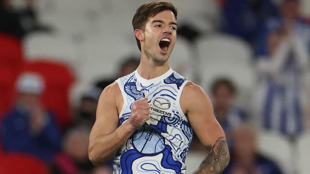 Kangaroos lock in co-captain Jy Simpkin until 2029
