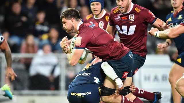 Fractured neck for Vest as Queensland injuries pile up