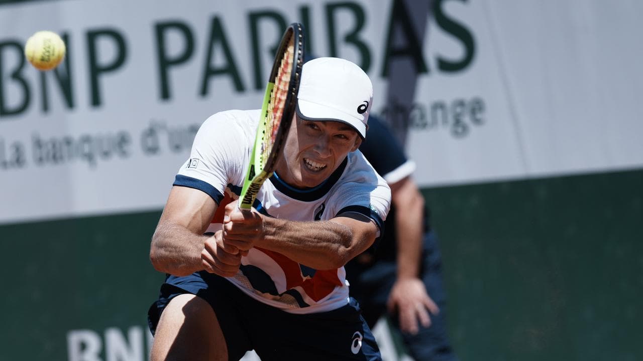 De Minaur leads four Aussie men into Paris second round