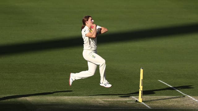 Australia's women looking to leg it for Ashes clash