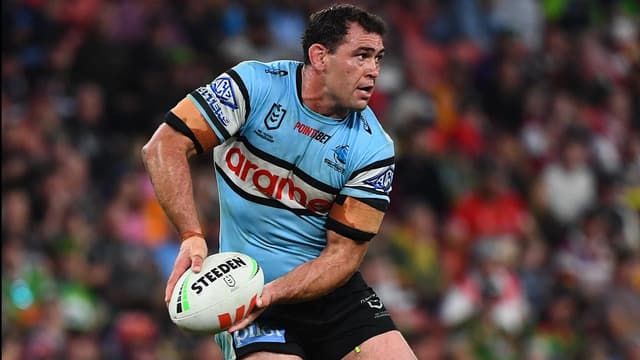 Storm and Sharks set for spicy NRL top-four battle