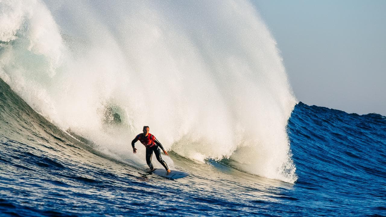El Salvador world surf event delayed by poor conditions