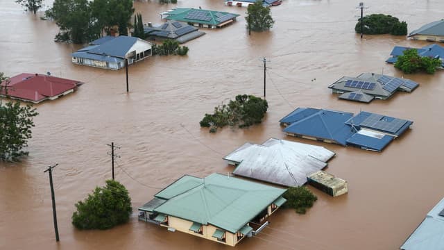 Lismore mayor slams rollout of flood buybacks