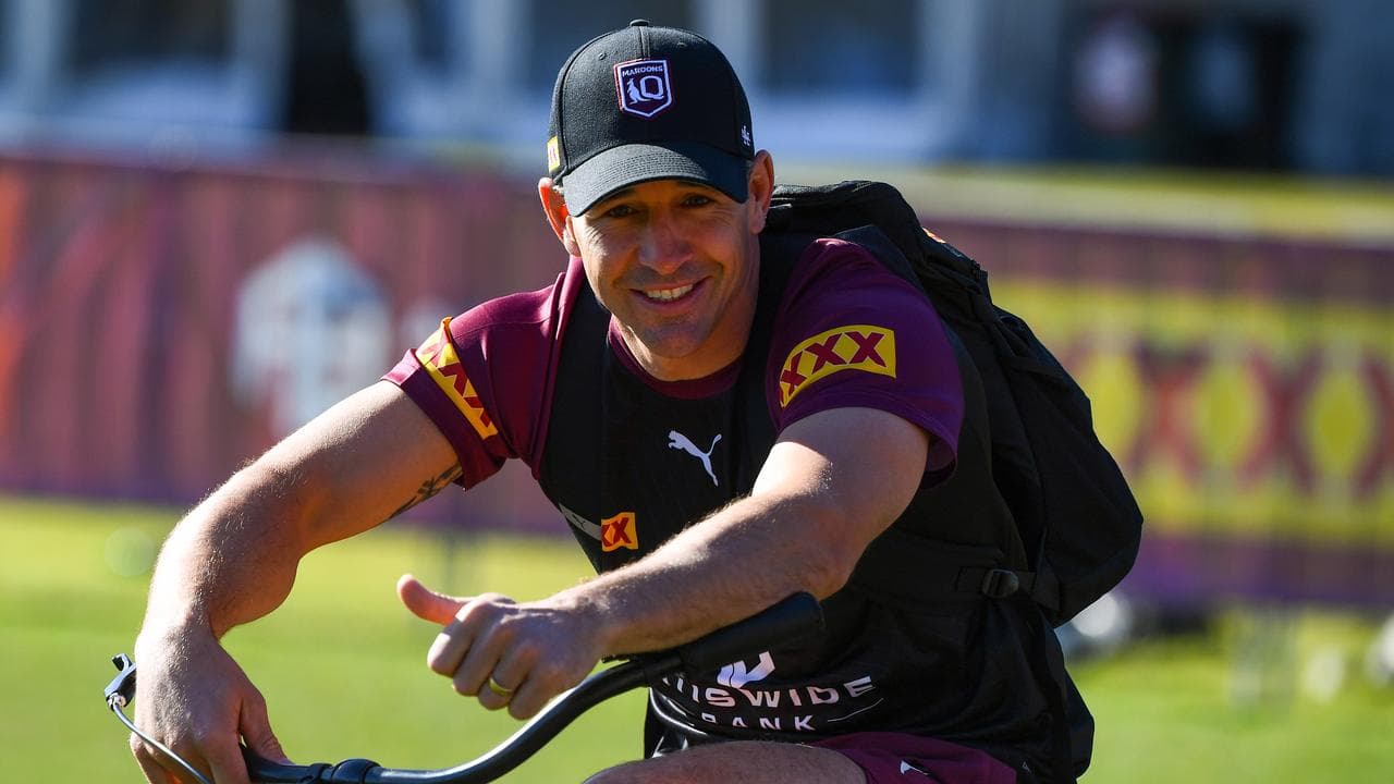 Ikin: QRL wants Slater to stay on as Maroons coach