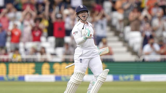 Beaumont breaks records but Australia lead Ashes Test