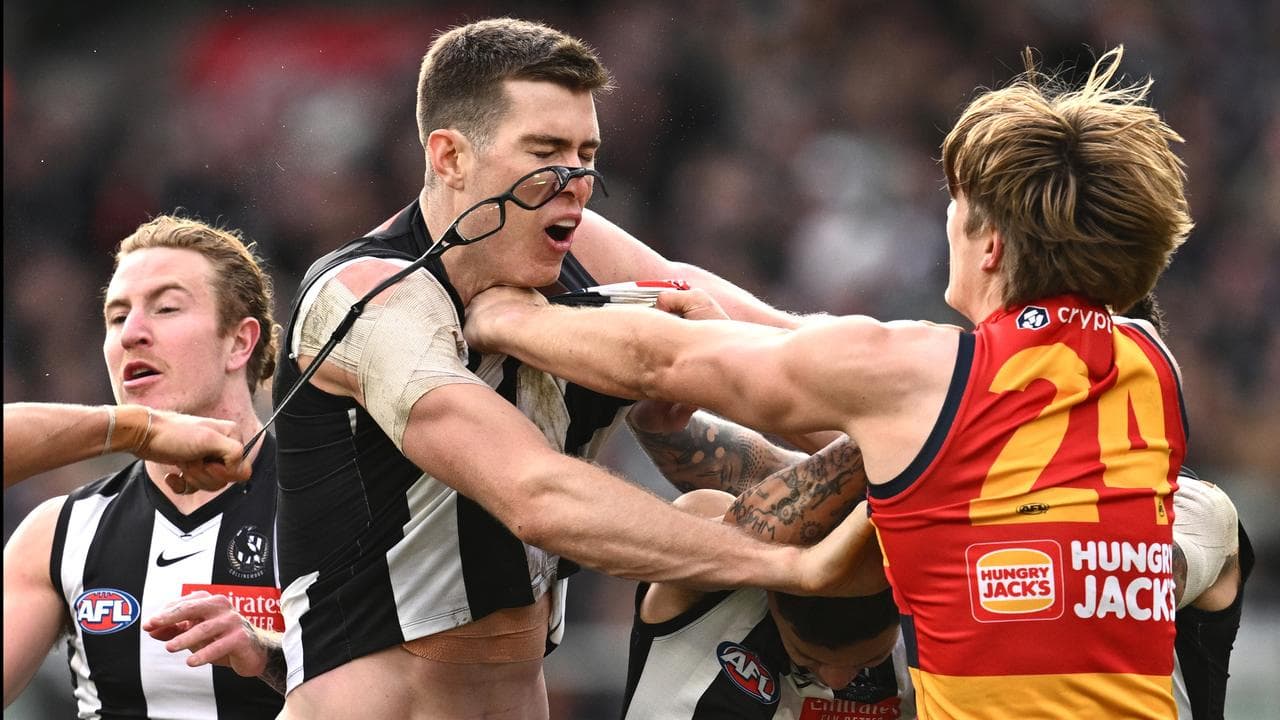 Magpies pinch another thriller against Adelaide