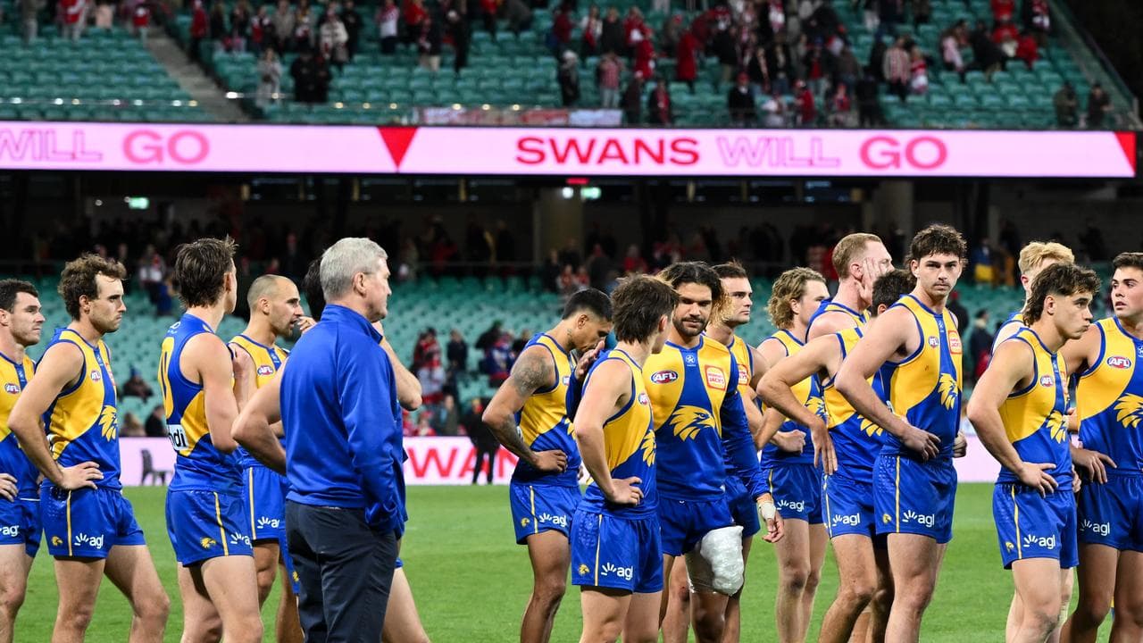 Eagles have 'full faith' in Simpson, but for how long?