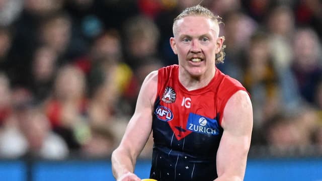 Dees' Oliver still out with lingering hamstring injury