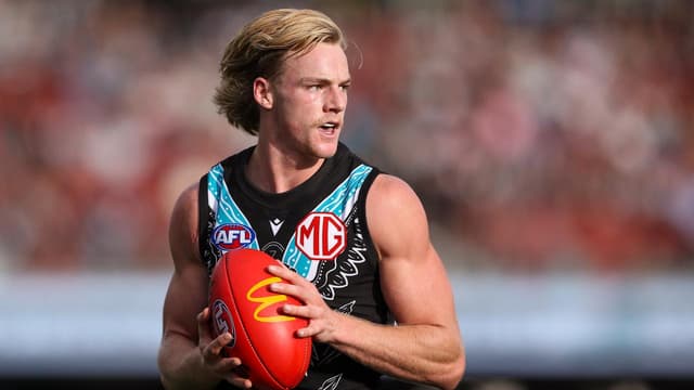Bergman shuns Victorian offers to stay at Port Adelaide