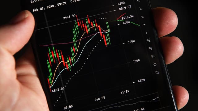 Australian stocks edge up to end mixed half year