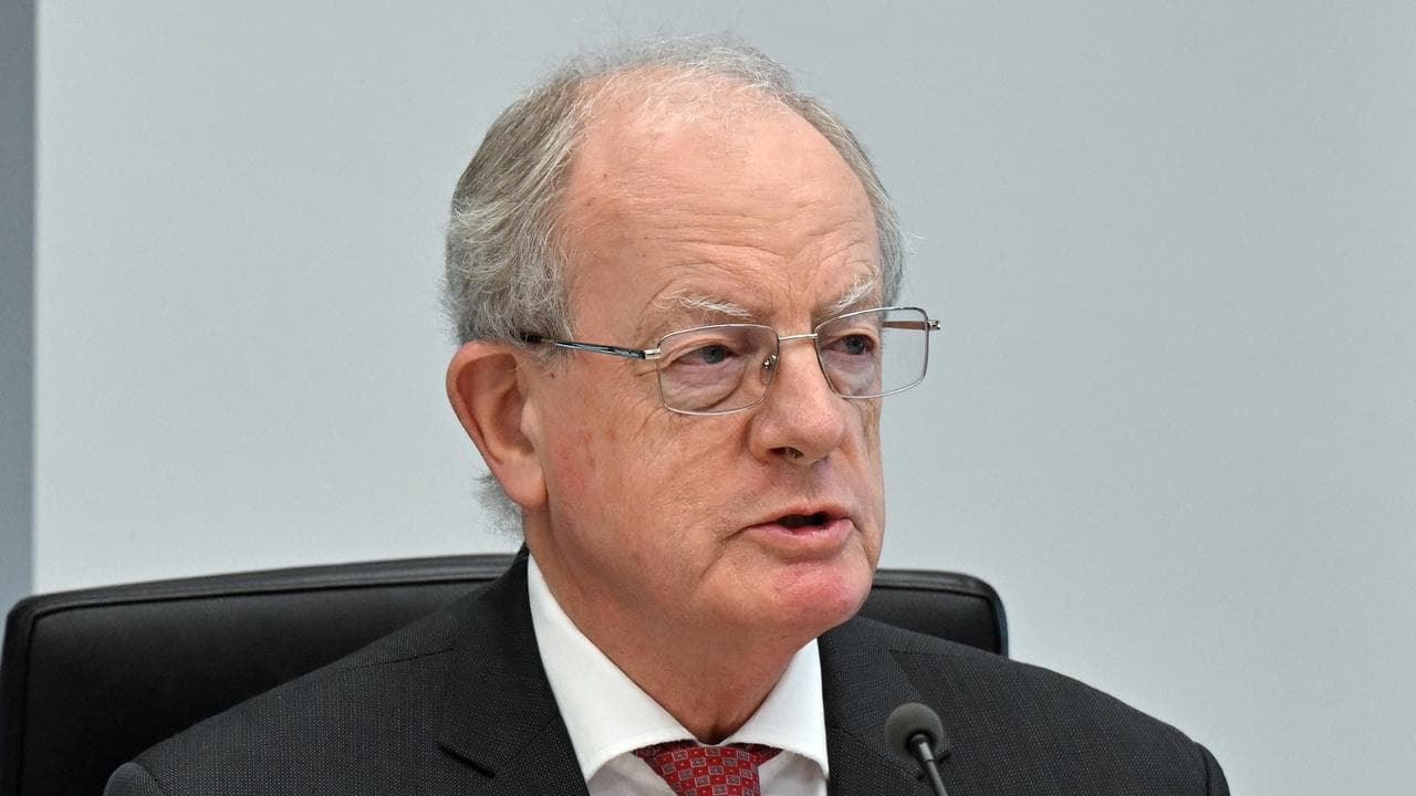 Consultants in sights of new anti-corruption watchdog