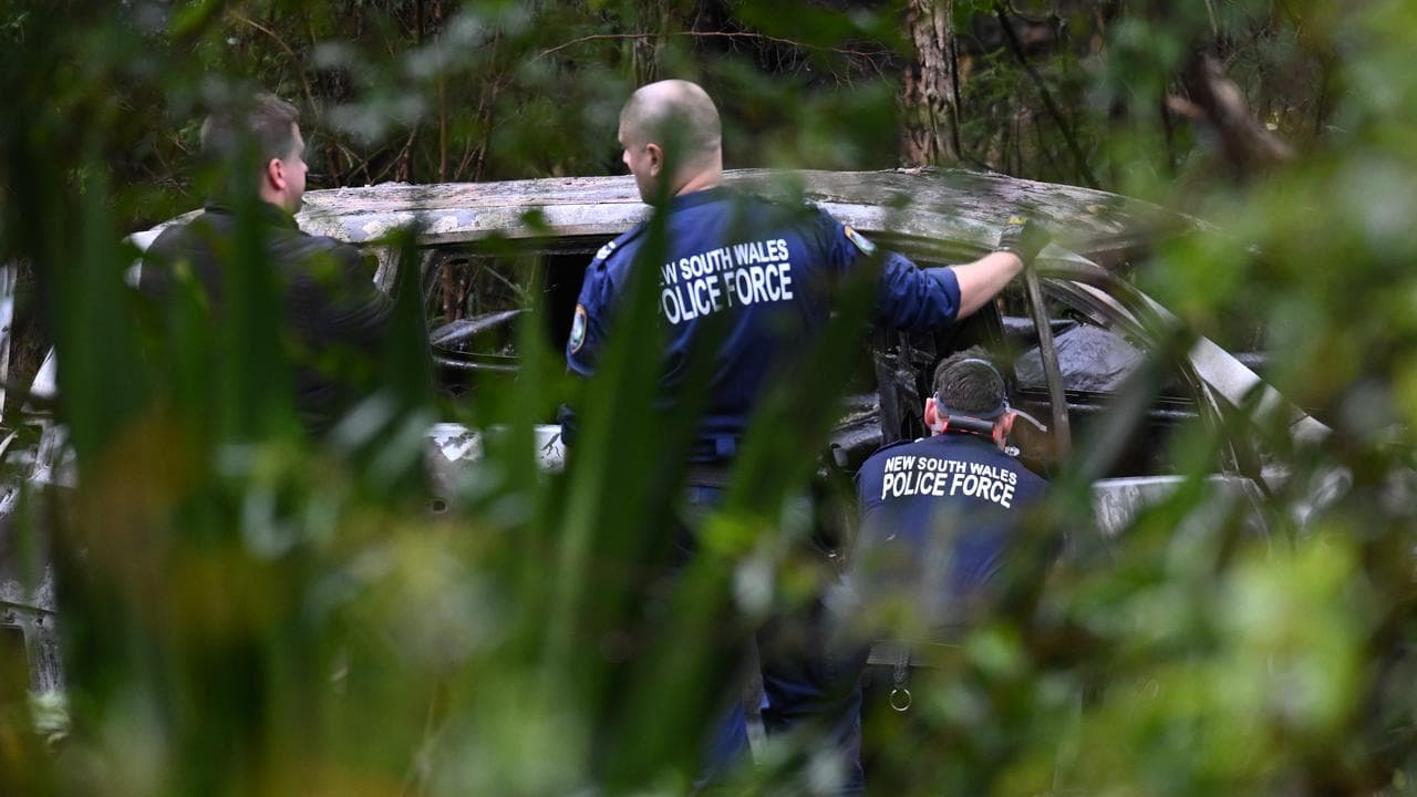 Bodies found in two burnt-out cars prompt police probe