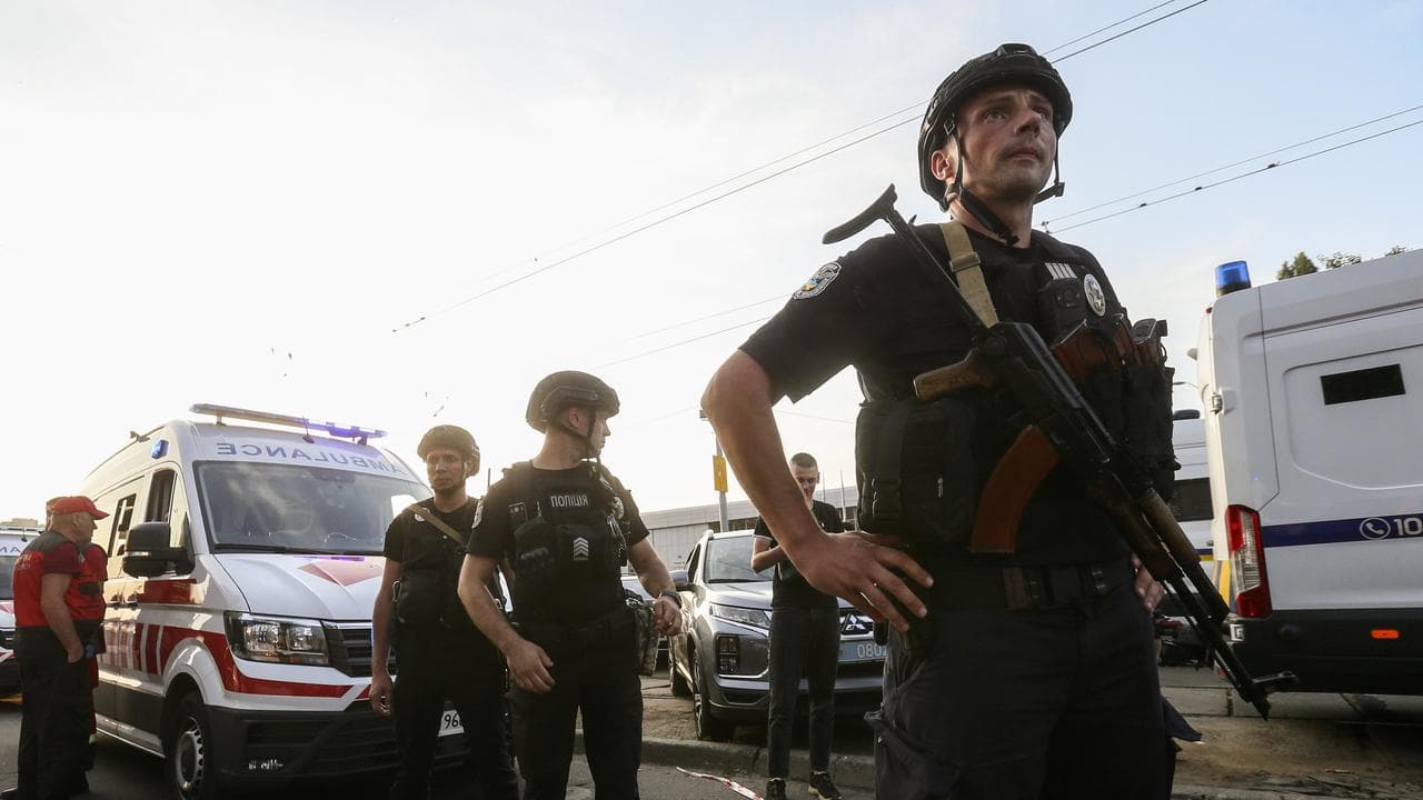 Man dies detonating explosive device inside Kyiv court