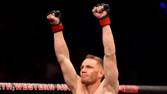 Rising Aussie UFC star ready to take on cage smasher