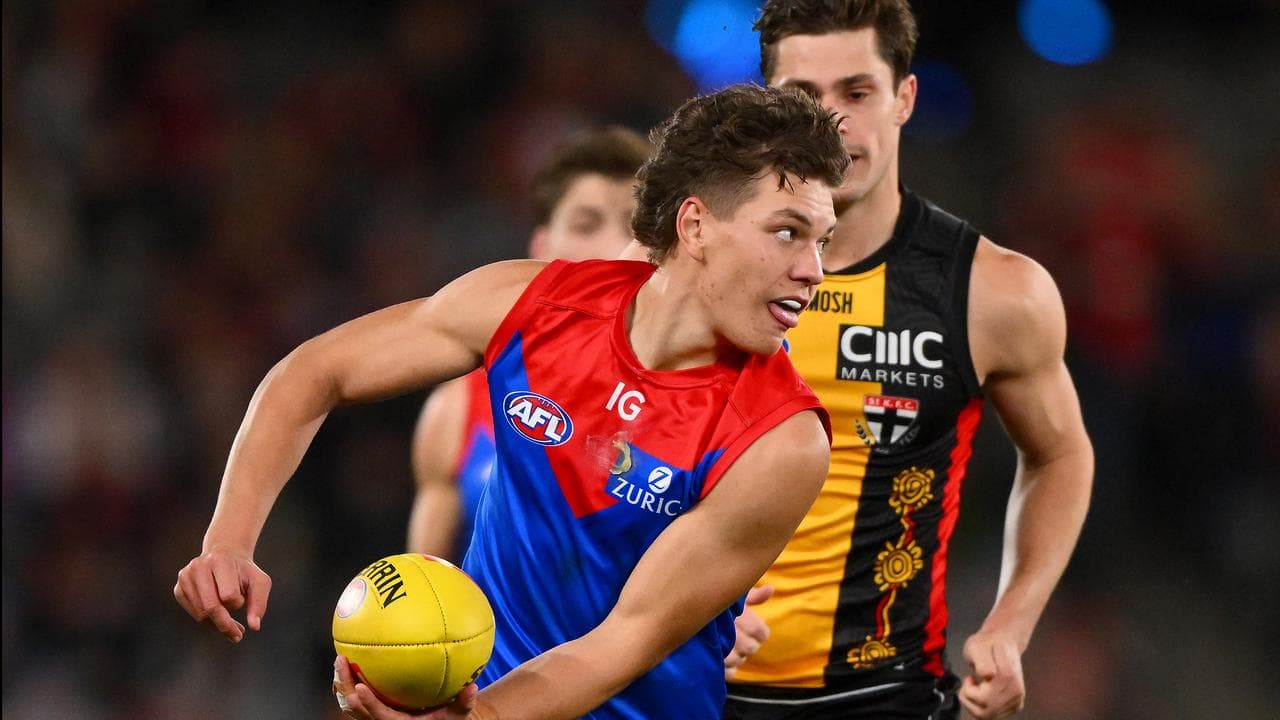 Woewodin eyes Dees' AFL blockbuster against Brisbane